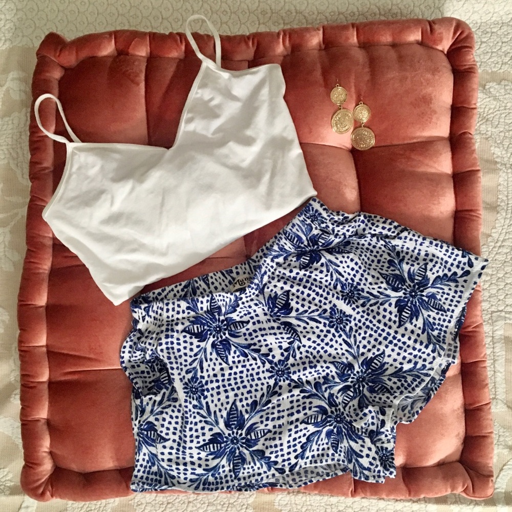 SMYM Mumu Blue & White Shorts XS - Picture 3 of 6